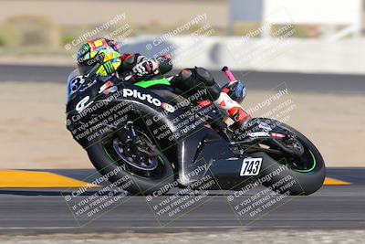 media/Oct-29-2022-CVMA (Sat) [[14c0aa3b66]]/Race 8 Supersport Middleweight/Folder 2/